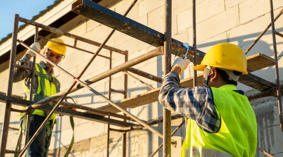 Professional fairlawn roofing services in Atlanta, MI